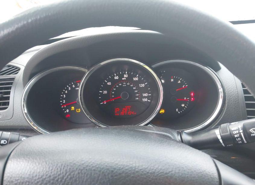 Photo 7 of 2011 Kia Sorento LX V6 (VIN 5XYKTDA23BG166310)