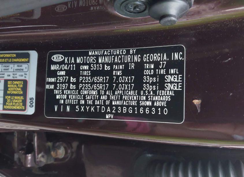 Photo 9 of 2011 Kia Sorento LX V6 (VIN 5XYKTDA23BG166310)