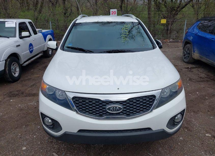 Photo 6 of 2012 Kia Sorento LX V6 (VIN 5XYKTDA23CG272564)