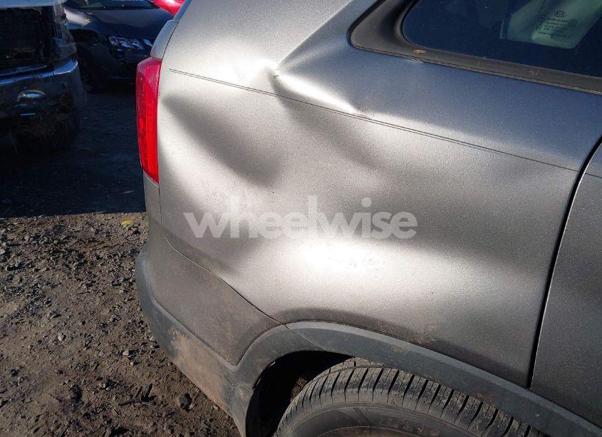 Photo 6 of 2012 Kia Sorento LX V6 (VIN 5XYKTDA23CG297268)