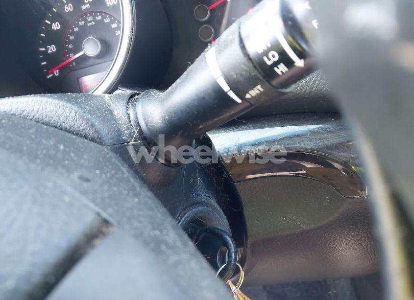 Photo 11 of 2013 Kia Sorento LX V6 (VIN 5XYKTDA23DG309839)