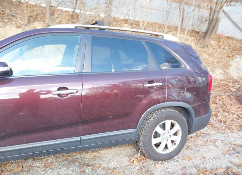 Photo 16 of 2013 Kia Sorento LX V6 (VIN 5XYKTDA25DG344821)