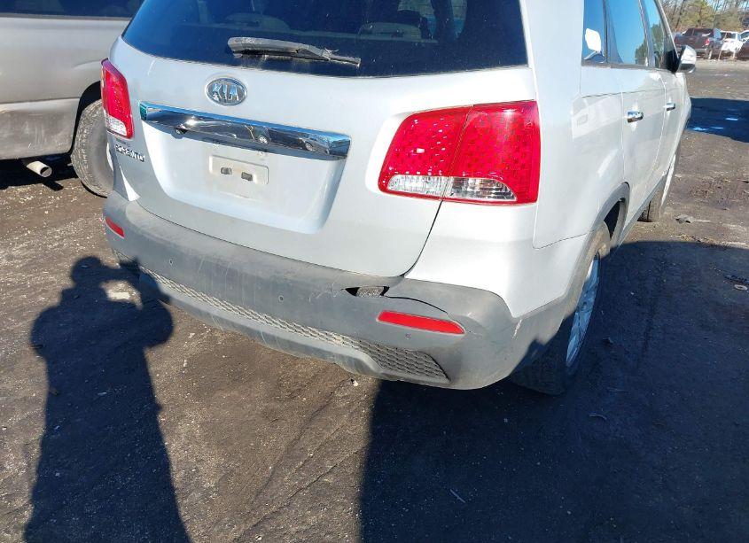 Photo 6 of 2013 Kia Sorento LX V6 (VIN 5XYKTDA25DG382260)