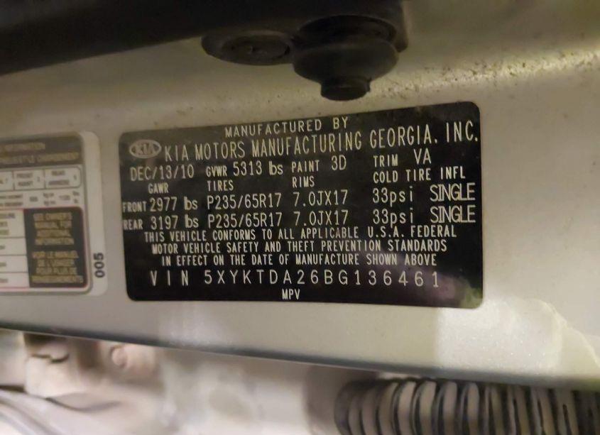 Photo 9 of 2011 Kia Sorento LX V6 (VIN 5XYKTDA26BG136461)