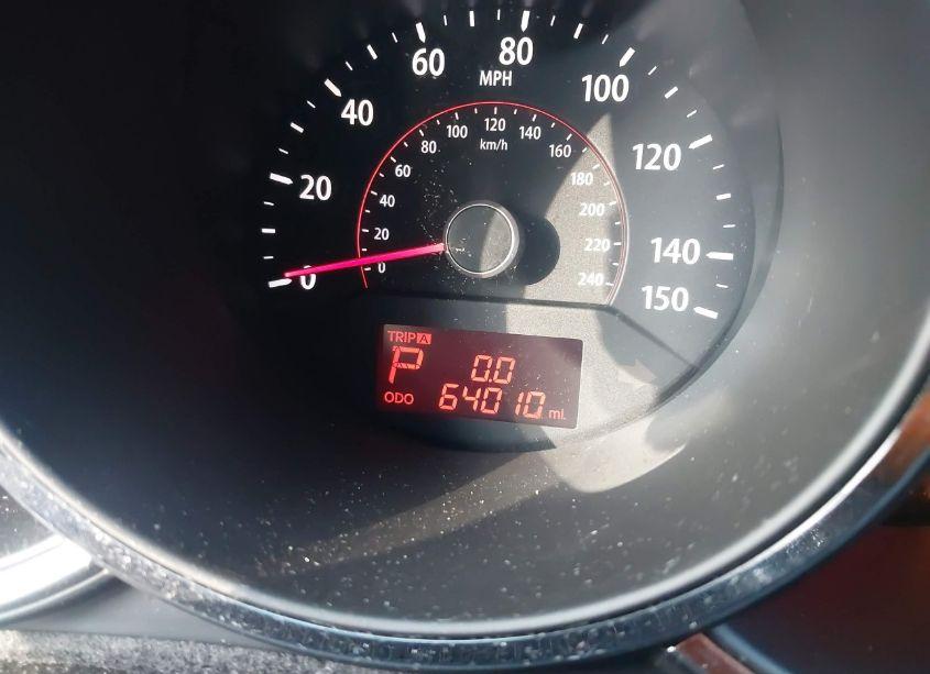 Photo 7 of 2011 Kia Sorento LX V6 (VIN 5XYKTDA26BG166107)