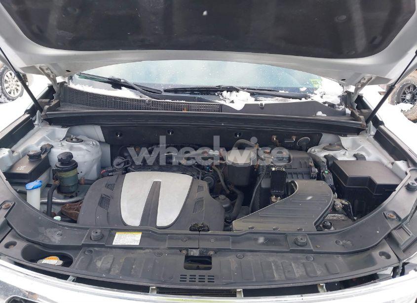 Photo 10 of 2013 Kia Sorento LX V6 (VIN 5XYKTDA26DG338980)