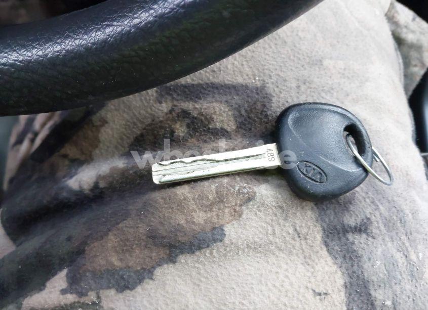 Photo 11 of 2013 Kia Sorento LX V6 (VIN 5XYKTDA26DG338980)