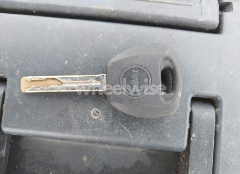 Photo 11 of 2013 Kia Sorento LX V6 (VIN 5XYKTDA26DG369145)