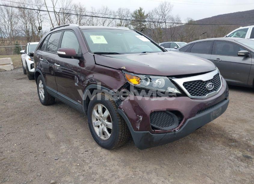 Photo 6 of 2012 Kia Sorento LX V6 (VIN 5XYKTDA27CG288847)