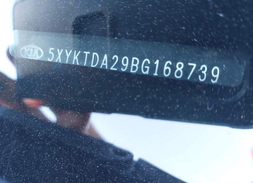 Photo 9 of 2011 Kia Sorento LX V6 (VIN 5XYKTDA29BG168739)