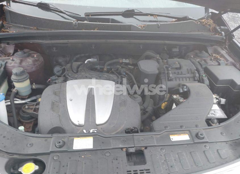 Photo 10 of 2012 Kia Sorento LX V6 (VIN 5XYKTDA29CG253193)