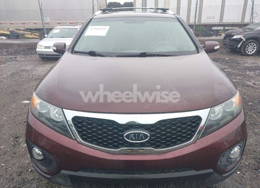 Photo 6 of 2012 Kia Sorento LX V6 (VIN 5XYKTDA29CG253193)