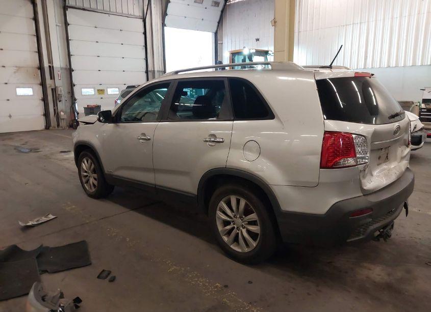 Photo 3 of 2011 Kia Sorento LX V6 (VIN 5XYKTDA2XBG080055)