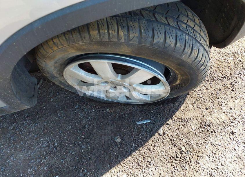 Photo 12 of 2013 Kia Sorento LX V6 (VIN 5XYKTDA2XDG423935)