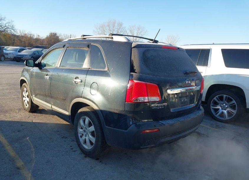 Photo 3 of 2012 Kia Sorento LX (VIN 5XYKTDA60CG289163)