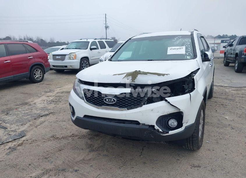 Photo 17 of 2013 Kia Sorento LX (VIN 5XYKTDA60DG312863)