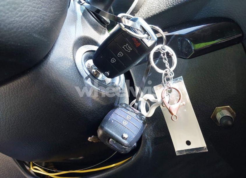 Photo 11 of 2014 Kia Sorento LX (VIN 5XYKTDA60EG518556)