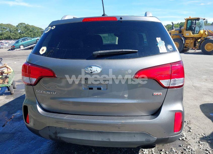 Photo 16 of 2014 Kia Sorento LX (VIN 5XYKTDA60EG518556)