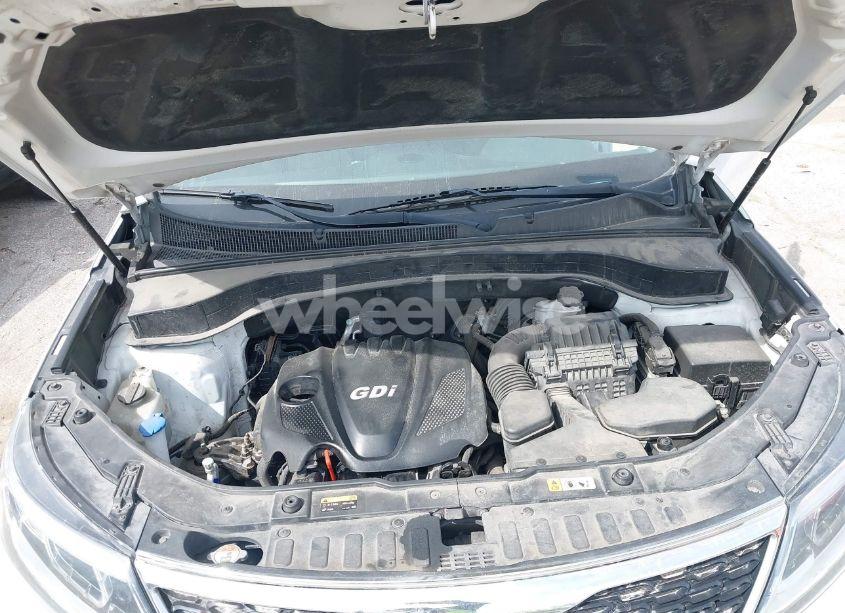 Photo 10 of 2015 Kia Sorento LX (VIN 5XYKTDA60FG554894)