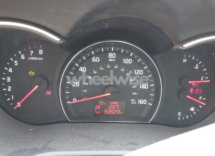 Photo 7 of 2015 Kia Sorento LX (VIN 5XYKTDA60FG554894)