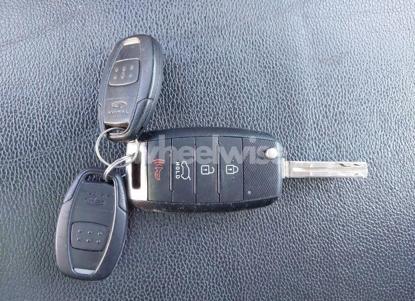 Photo 11 of 2015 Kia Sorento LX (VIN 5XYKTDA60FG607237)