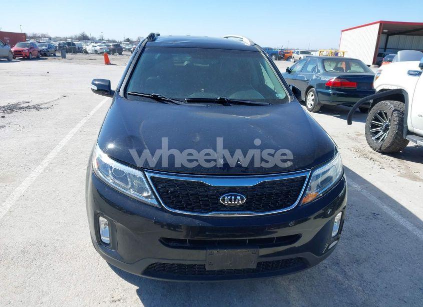 Photo 12 of 2015 Kia Sorento LX (VIN 5XYKTDA60FG607237)