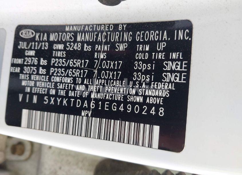 Photo 9 of 2014 Kia Sorento LX (VIN 5XYKTDA61EG490248)