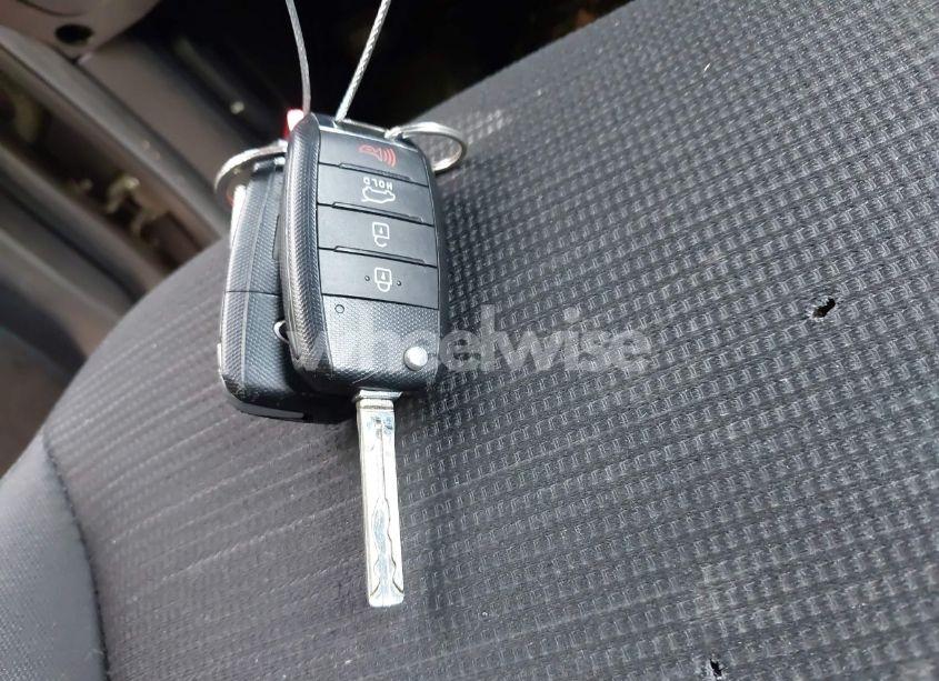 Photo 11 of 2014 Kia Sorento LX (VIN 5XYKTDA61EG549167)