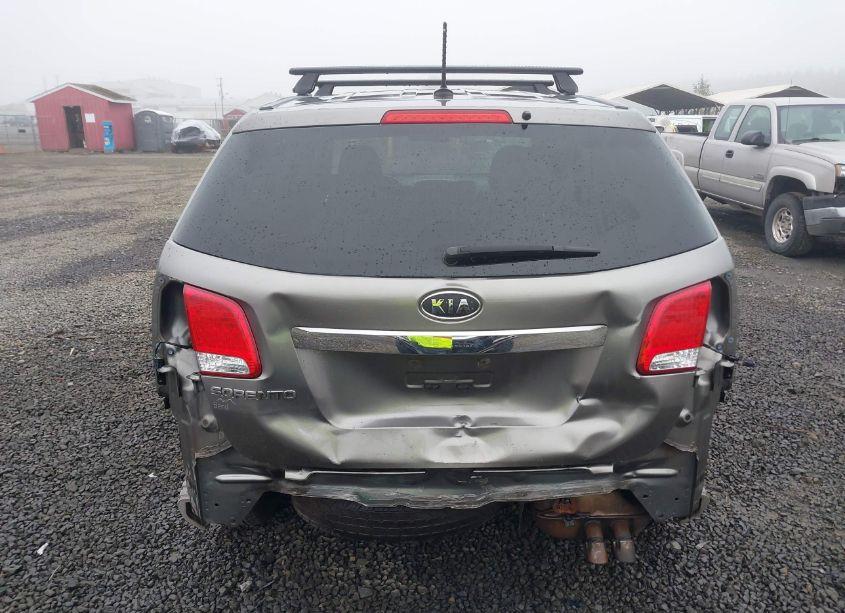 Photo 17 of 2013 Kia Sorento LX (VIN 5XYKTDA62DG311889)