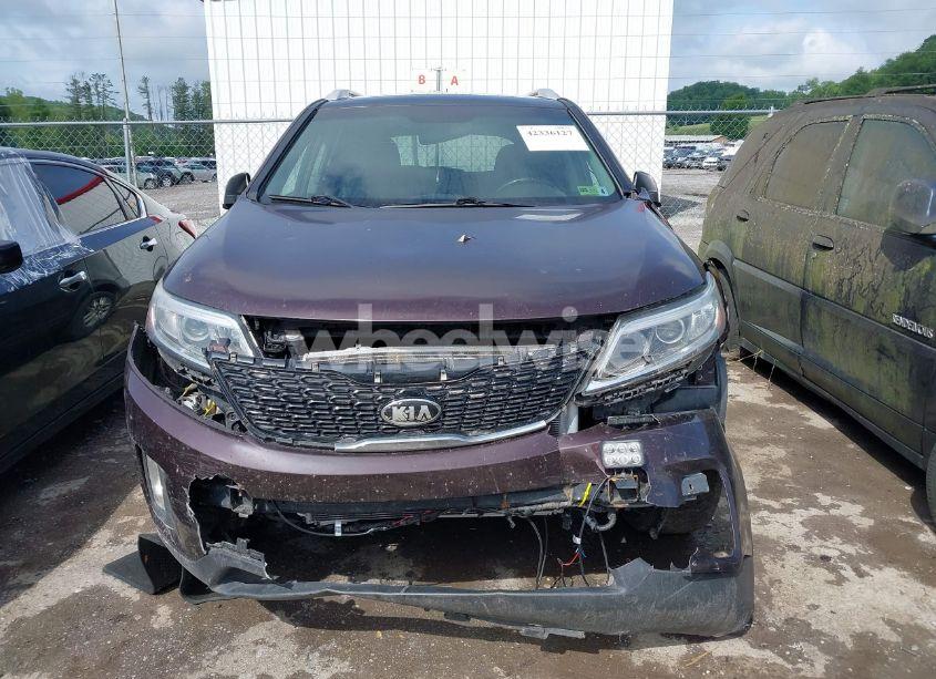 Photo 12 of 2014 Kia Sorento LX (VIN 5XYKTDA62EG444945)