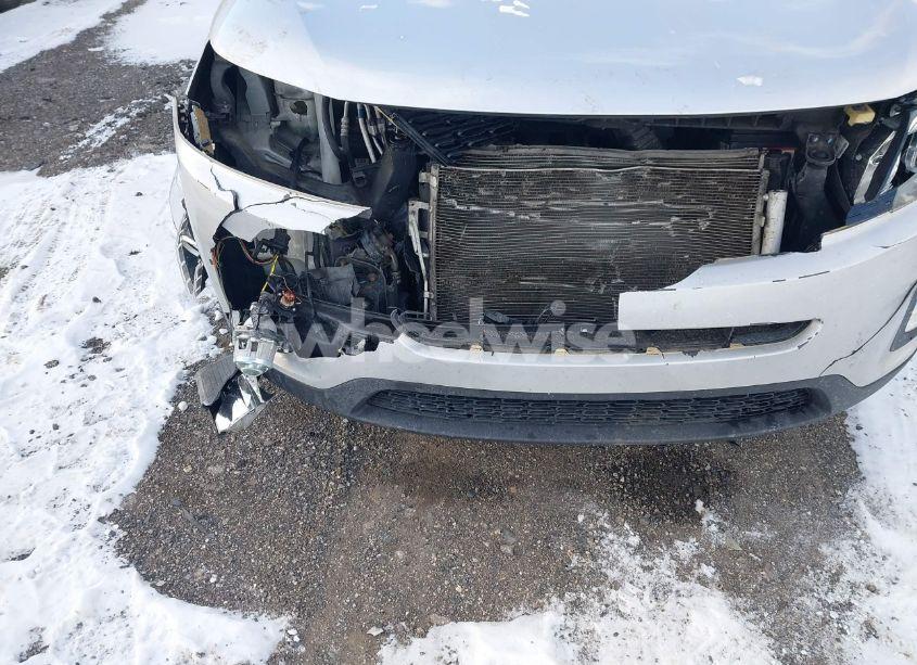 Photo 6 of 2014 Kia Sorento LX (VIN 5XYKTDA62EG463866)