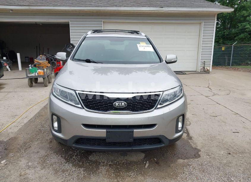 Photo 12 of 2014 Kia Sorento LX (VIN 5XYKTDA62EG467884)
