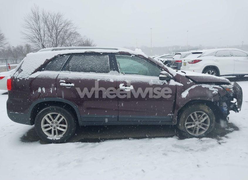 Photo 13 of 2015 Kia Sorento LX (VIN 5XYKTDA62FG638330)