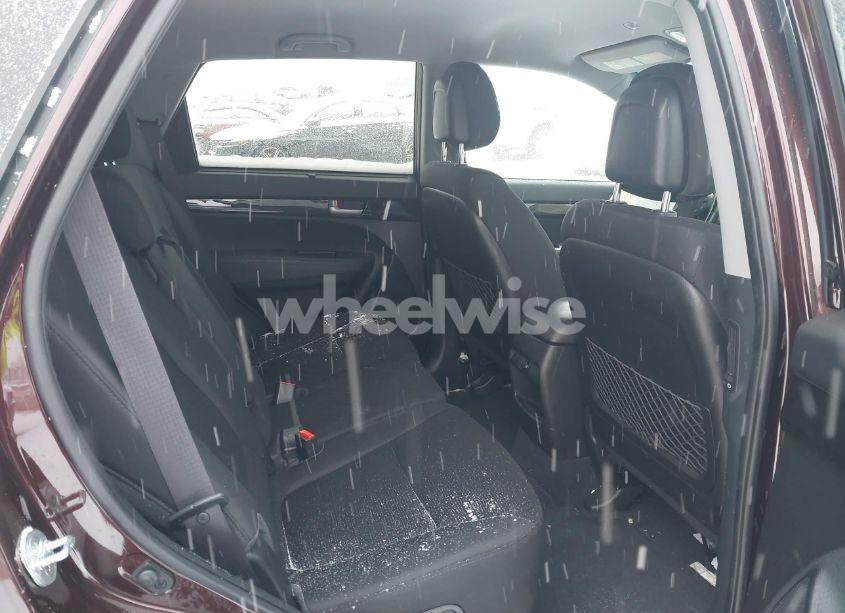 Photo 8 of 2015 Kia Sorento LX (VIN 5XYKTDA62FG638330)