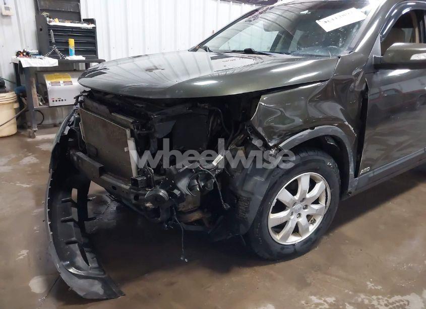 Photo 12 of 2012 Kia Sorento LX (VIN 5XYKTDA63CG219608)