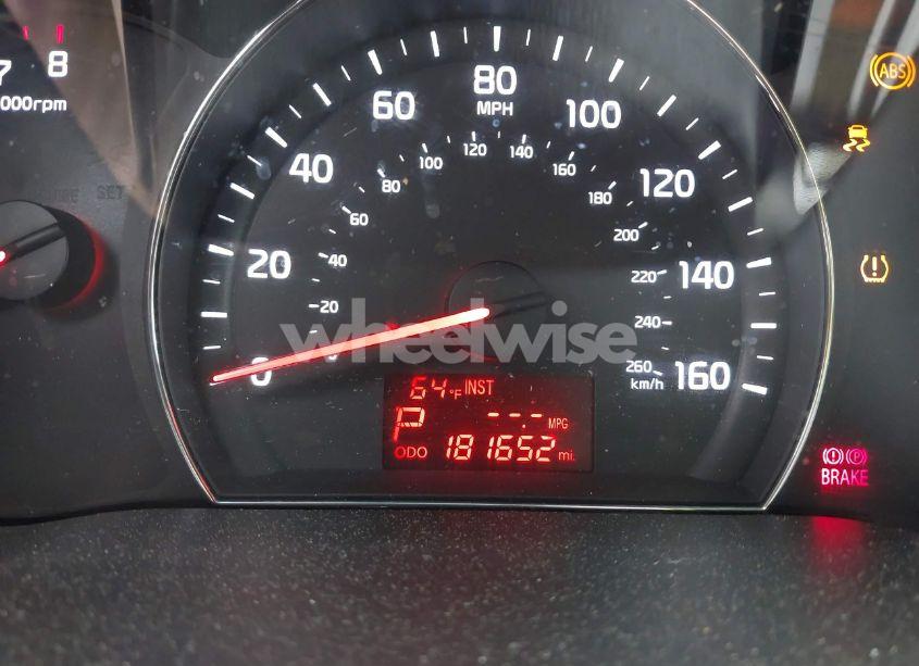 Photo 16 of 2015 Kia Sorento LX (VIN 5XYKTDA63FG570085)