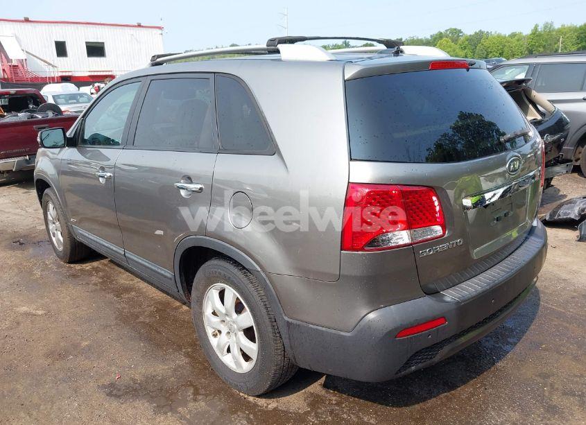 Photo 3 of 2012 Kia Sorento LX (VIN 5XYKTDA64CG206849)