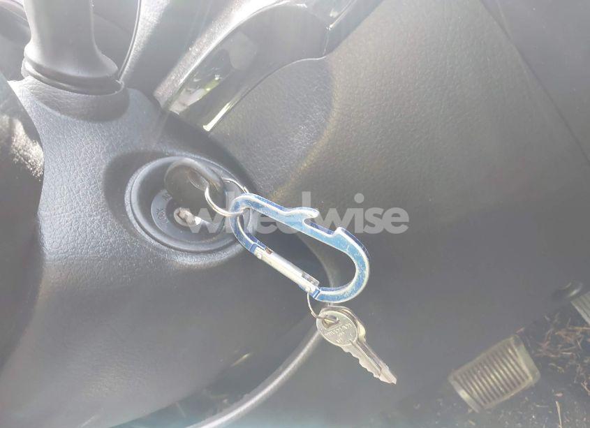 Photo 11 of 2013 Kia Sorento LX (VIN 5XYKTDA65DG405832)