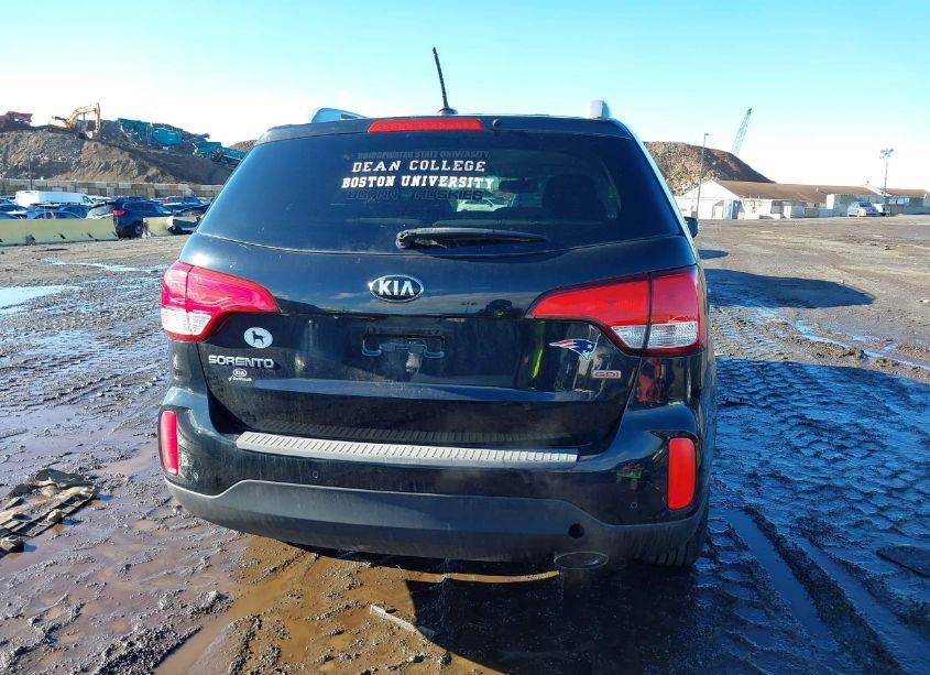 Photo 17 of 2015 Kia Sorento LX (VIN 5XYKTDA65FG569150)