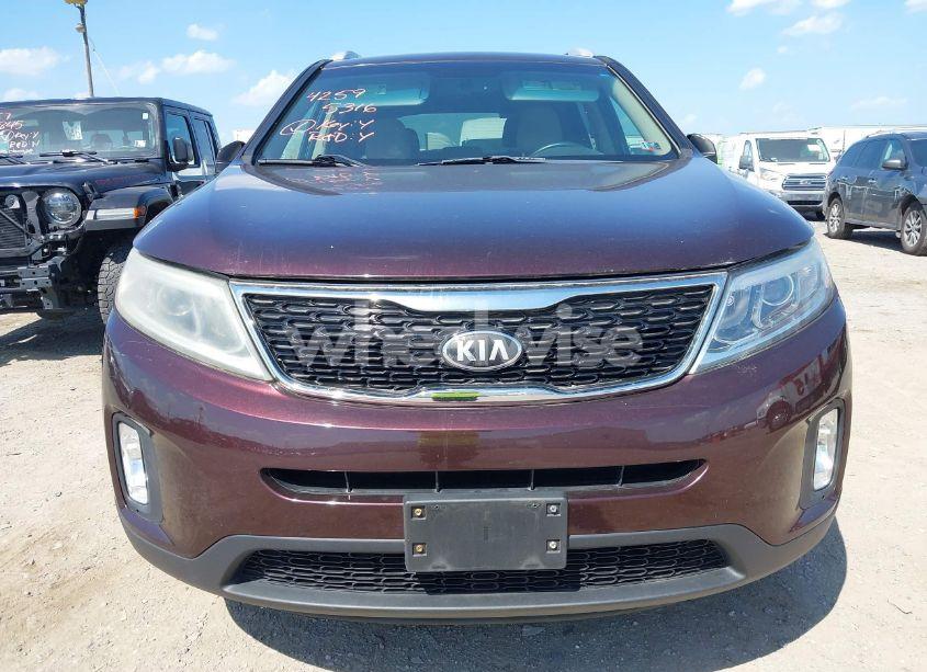 Photo 6 of 2015 Kia Sorento LX (VIN 5XYKTDA65FG569987)