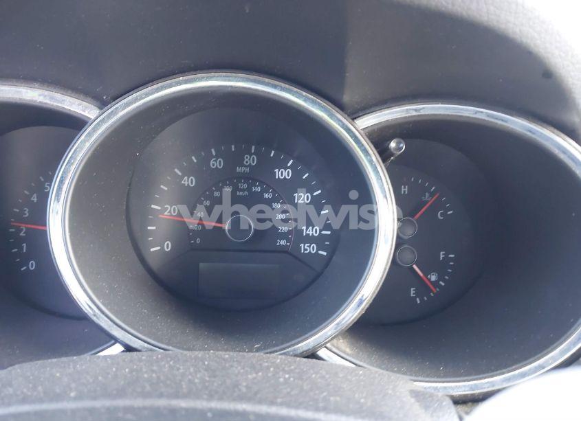 Photo 7 of 2013 Kia Sorento LX (VIN 5XYKTDA66DG418637)