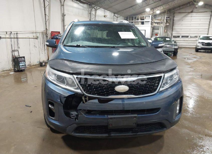 Photo 12 of 2014 Kia Sorento LX (VIN 5XYKTDA66EG520070)
