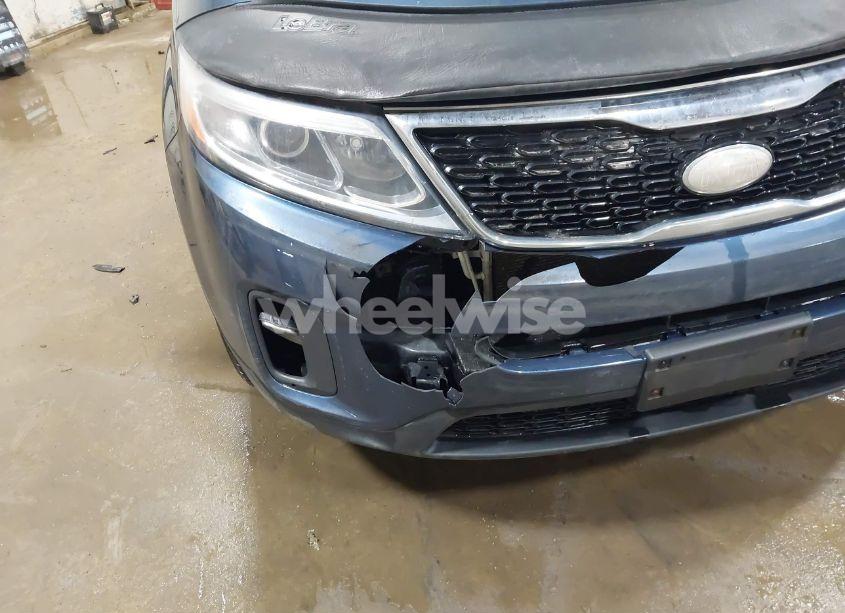 Photo 6 of 2014 Kia Sorento LX (VIN 5XYKTDA66EG520070)