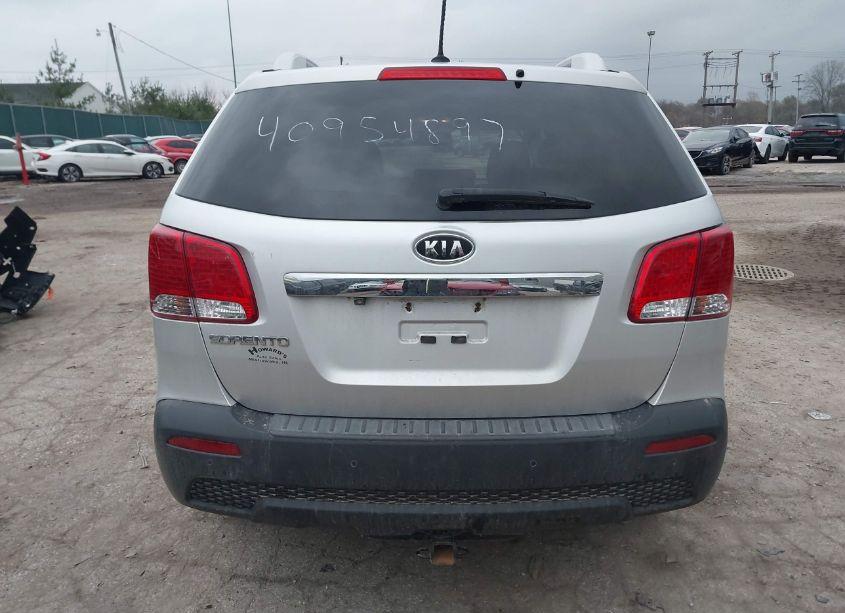 Photo 16 of 2012 Kia Sorento LX (VIN 5XYKTDA67CG224911)