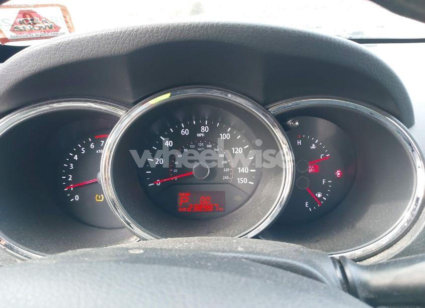 Photo 7 of 2013 Kia Sorento LX (VIN 5XYKTDA67DG360666)