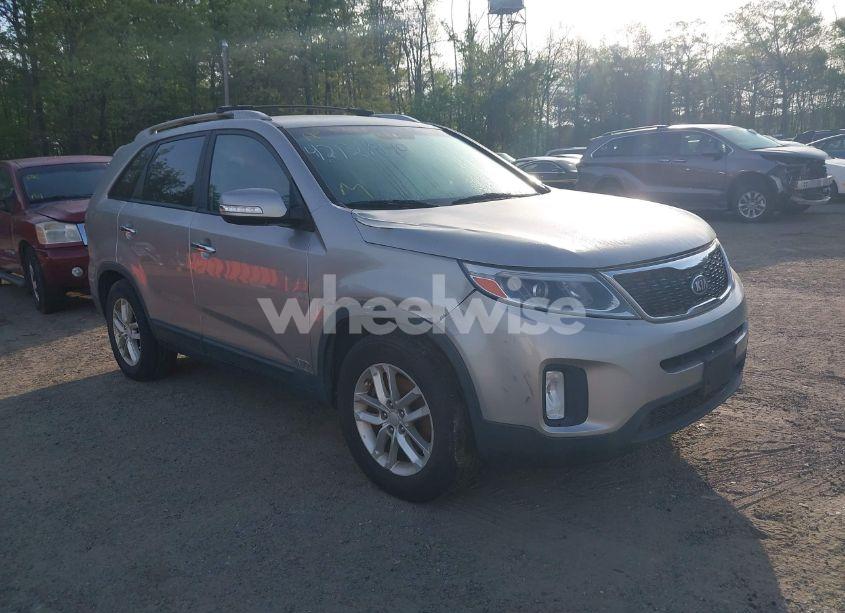 2014 Kia Sorento LX (VIN 5XYKTDA67EG489525) main photo