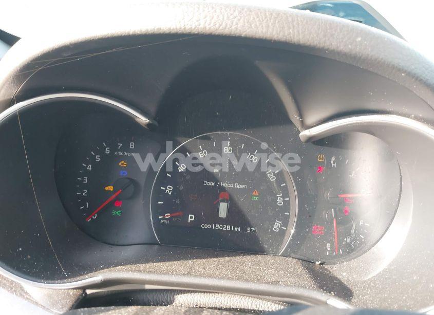 Photo 7 of 2014 Kia Sorento LX (VIN 5XYKTDA67EG489525)