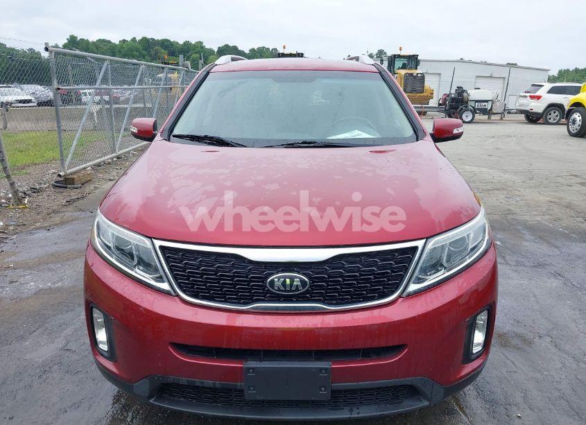 Photo 12 of 2015 Kia Sorento LX (VIN 5XYKTDA67FG569084)