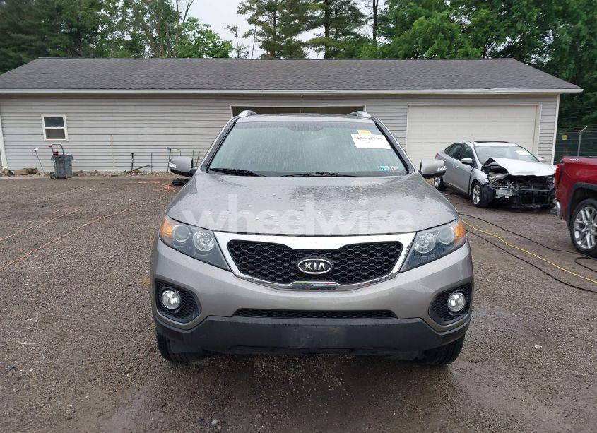 Photo 13 of 2012 Kia Sorento LX (VIN 5XYKTDA68CG274121)