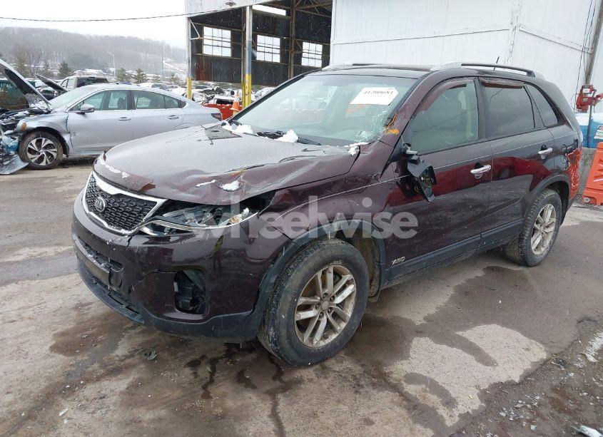 Photo 6 of 2015 Kia Sorento LX (VIN 5XYKTDA68FG656024)